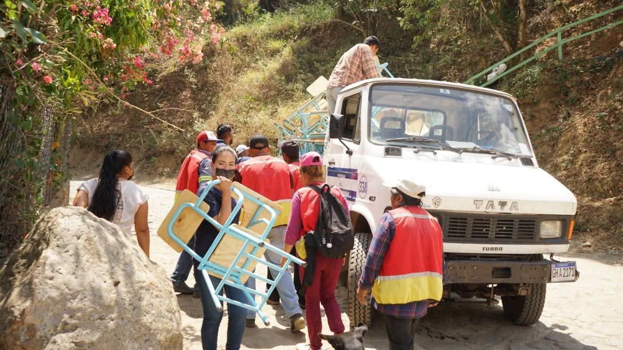 En 2025 más de 14,700 niñas y niños de centros educativos públicos de la capital beneficiados co...